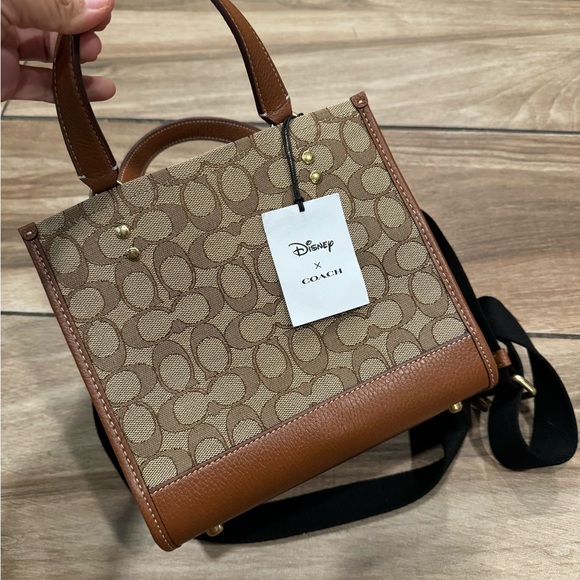 ❌Coach Signature Dimsey Tote 22 x Disney❌ - Picture 5 of 10